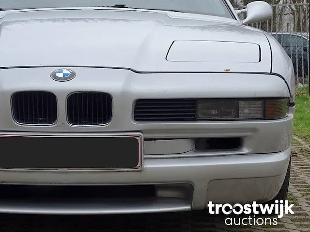 Bmw 850i(a) with csi-panels - afbeelding 50 van  50