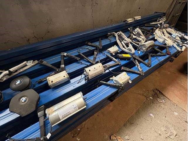 Bmw airbags partij - part (30x) - afbeelding 2 van  6
