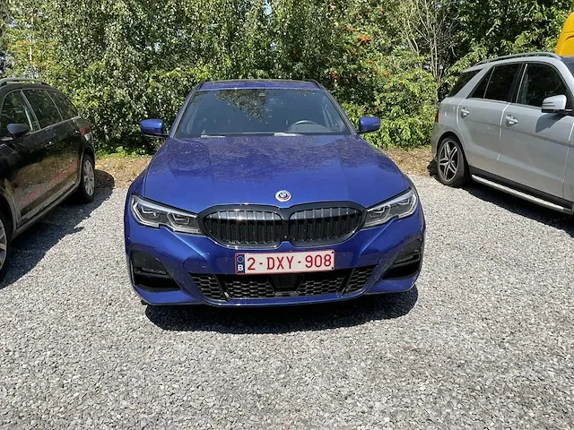 Bmw bmw 330e xdrive personenauto - afbeelding 10 van  17