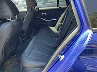 Bmw bmw 330e xdrive personenauto - afbeelding 15 van  17