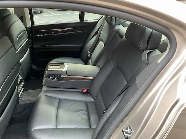 Bmw bmw 730d km21 uit 2009 - afbeelding 27 van  73