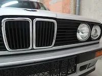 Bmw e30 320 cabriolet - afbeelding 18 van  100
