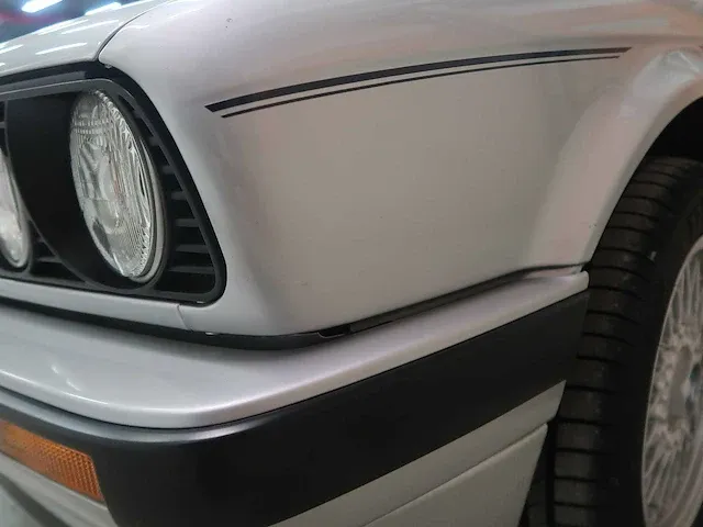 Bmw e30 320 cabriolet - afbeelding 19 van  100