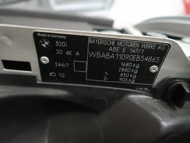 Bmw e30 320 cabriolet - afbeelding 98 van  100