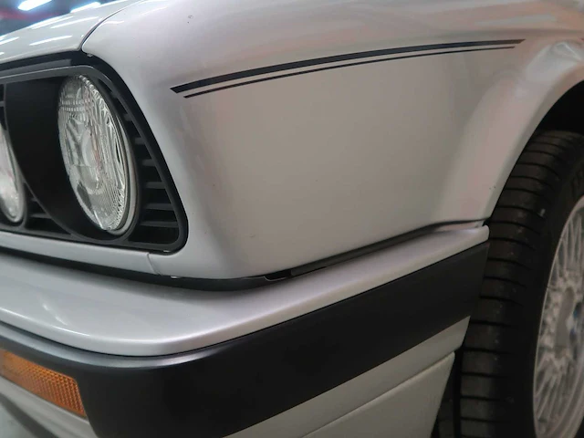 Bmw e30 320i cabriolet - afbeelding 25 van  100
