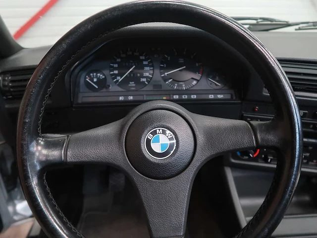Bmw e30 320i cabriolet - afbeelding 69 van  100