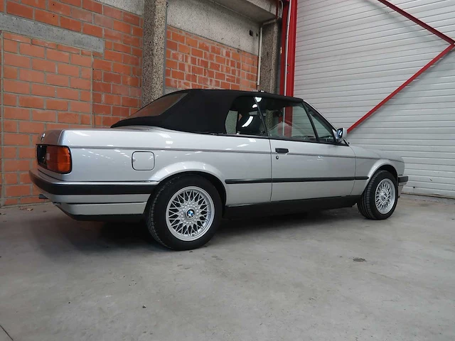Bmw e30 320i cabriolet - afbeelding 8 van  100