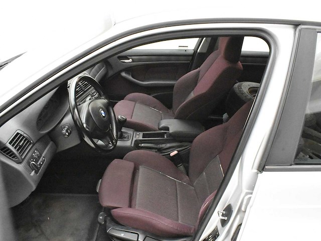 Bmw e46 318d 2002 - afbeelding 14 van  32