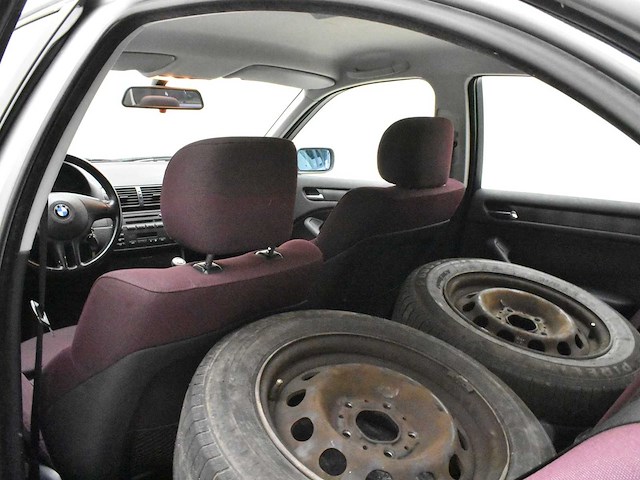 Bmw e46 318d 2002 - afbeelding 18 van  32