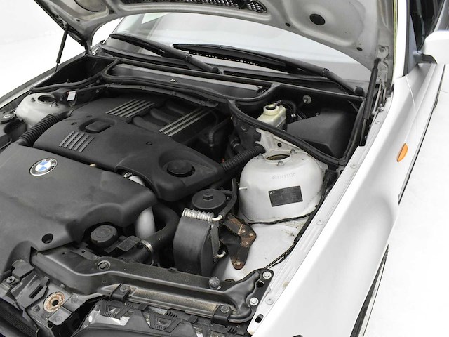 Bmw e46 318d 2002 - afbeelding 28 van  32