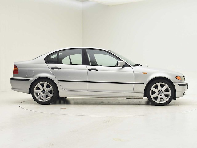 Bmw e46 318d 2002 - afbeelding 3 van  32