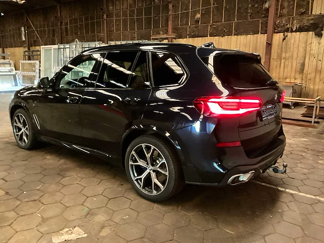 Bmw g5x personenauto - afbeelding 29 van  31