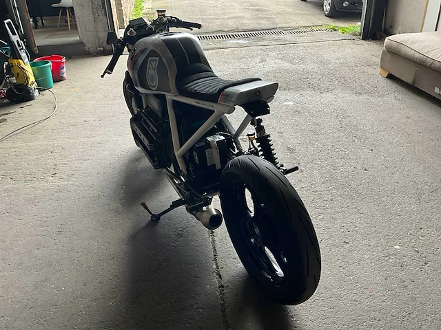 Bmw k100 omgebouwd tot cafer racer motorfiets - 1990 - afbeelding 2 van  45