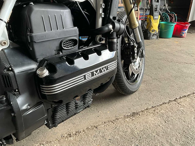 Bmw k100 omgebouwd tot cafer racer motorfiets - 1990 - afbeelding 8 van  45