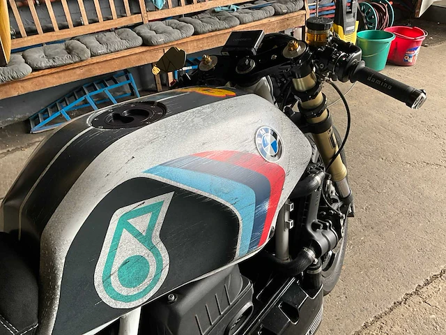Bmw k100 omgebouwd tot cafer racer motorfiets - 1990 - afbeelding 9 van  45