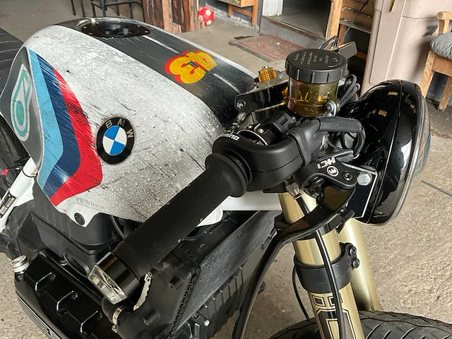 Bmw k100 omgebouwd tot cafer racer motorfiets - 1990 - afbeelding 11 van  45