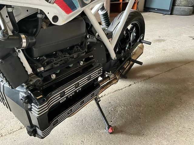 Bmw k100 omgebouwd tot cafer racer motorfiets - 1990 - afbeelding 17 van  45