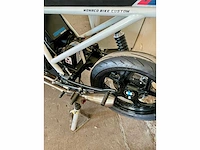 Bmw k100 omgebouwd tot cafer racer motorfiets - 1990 - afbeelding 18 van  45