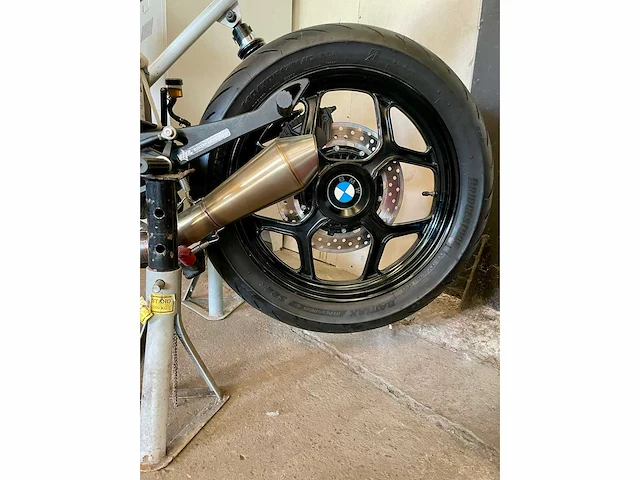 Bmw k100 omgebouwd tot cafer racer motorfiets - 1990 - afbeelding 24 van  45