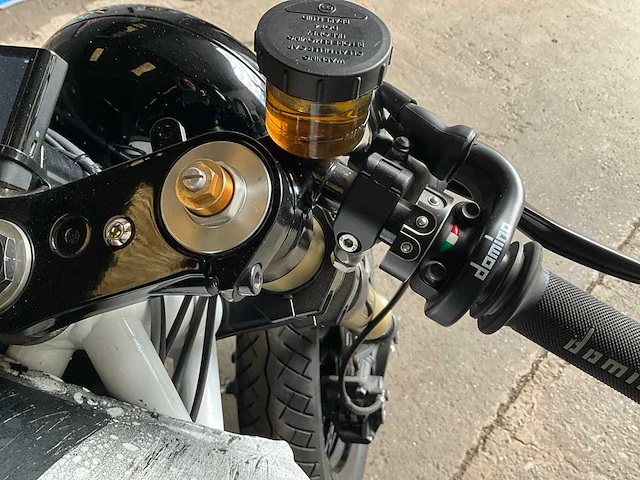 Bmw k100 omgebouwd tot cafer racer motorfiets - 1990 - afbeelding 31 van  45