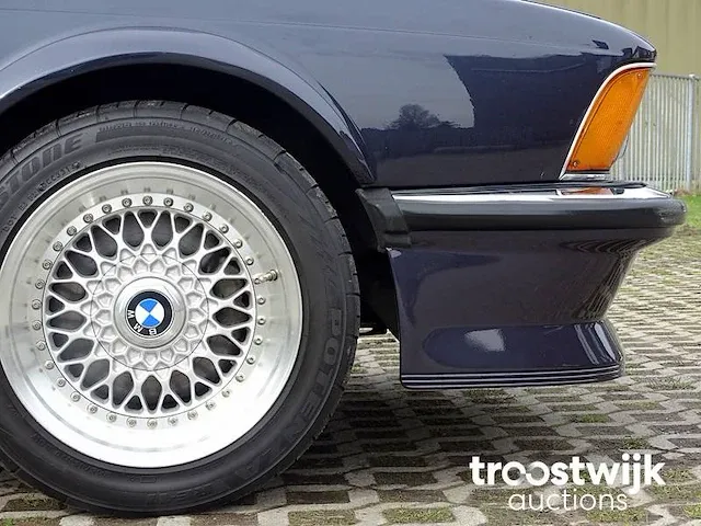Bmw m 635 csi - afbeelding 11 van  59