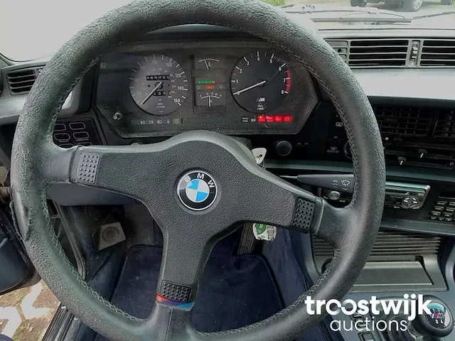 Bmw m 635 csi - afbeelding 37 van  59