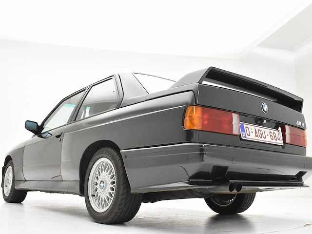 Bmw m3 e30 ***no reserve*** - afbeelding 68 van  99