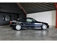 Bmw m3 (e36) 3.0 benzine handgeschakeld - oldtimer - afbeelding 34 van  38