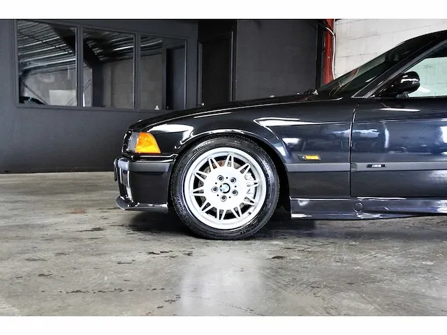 Bmw m3 (e36) 3.0 benzine handgeschakeld - oldtimer - afbeelding 38 van  38