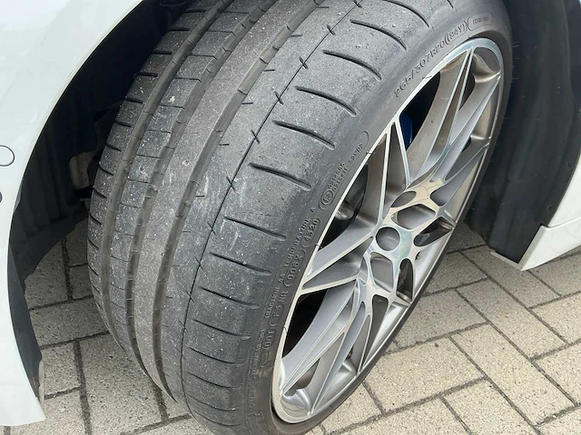 Bmw m4 coupe personenauto - afbeelding 9 van  40