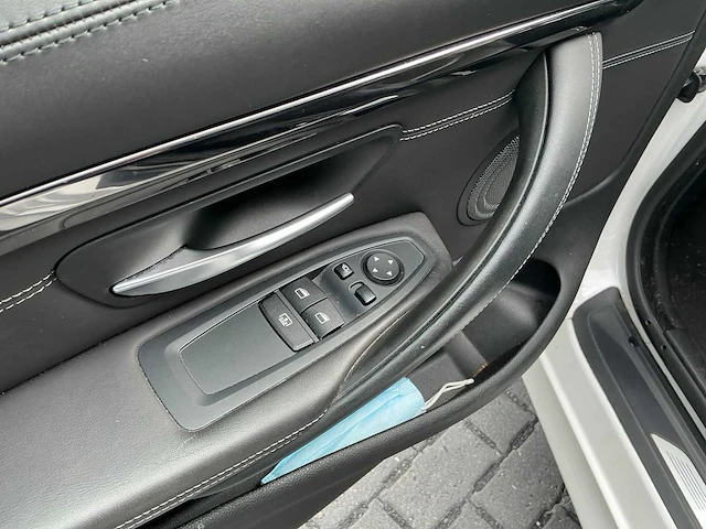 Bmw m4 coupe personenauto - afbeelding 20 van  40