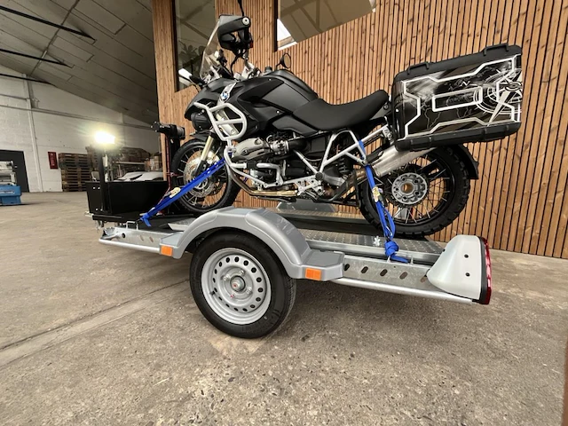 Bmw r 1200 gs, 2008 + aanhangwagen trigano - afbeelding 23 van  36