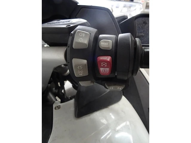 Bmw r1200 rt - afbeelding 15 van  17
