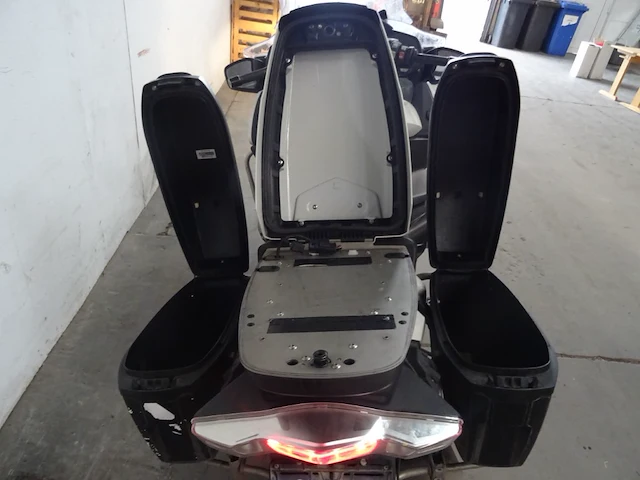 Bmw r1200 rt - afbeelding 17 van  17