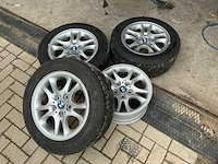 Bmw velgen en banden autoband - afbeelding 1 van  3