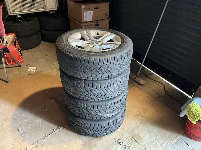 Bmw vredestein velg - afbeelding 1 van  7
