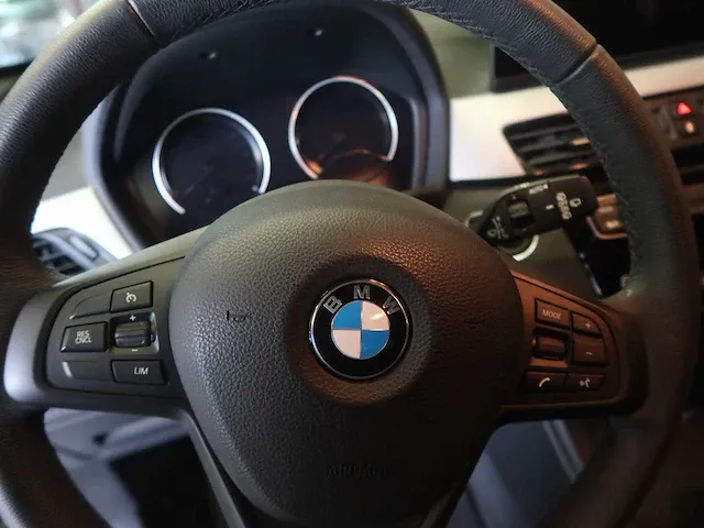 Bmw x 25e - afbeelding 30 van  66