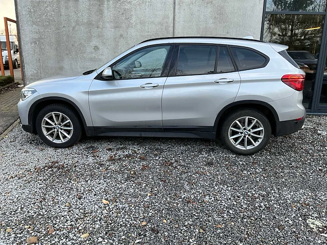 Bmw x1 sdrive 18d personenauto - afbeelding 25 van  29