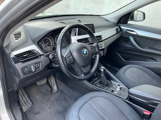 Bmw x1 sdrive 18d personenauto - afbeelding 26 van  29