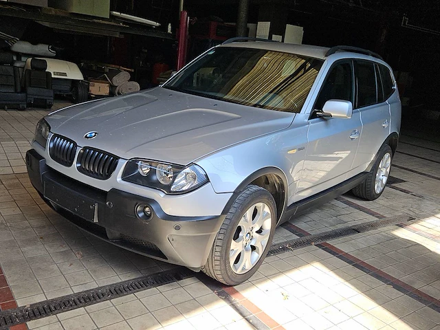 Bmw x3 3.0i automatic (lichte vracht awd) - afbeelding 1 van  1