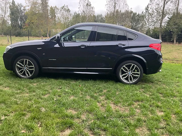 Bmw x4 - 2016 - afbeelding 12 van  24
