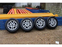 Bmw x5 - car tyre - afbeelding 1 van  6