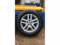 Bmw x5 - car tyre - afbeelding 6 van  6