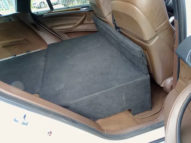 Bmw x5 4.8i (lichte vracht) - afbeelding 18 van  52