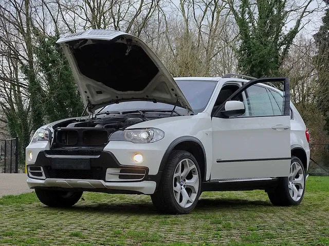 Bmw x5 4.8i (lichte vracht) - afbeelding 42 van  52