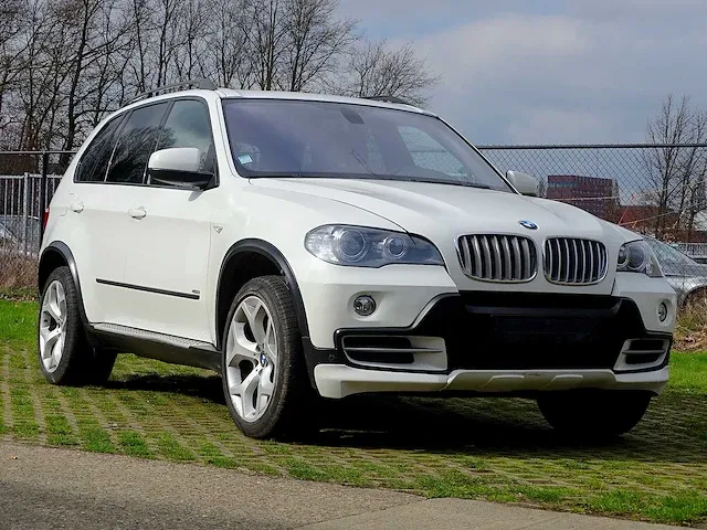 Bmw x5 4.8i (lichte vracht) - afbeelding 45 van  52
