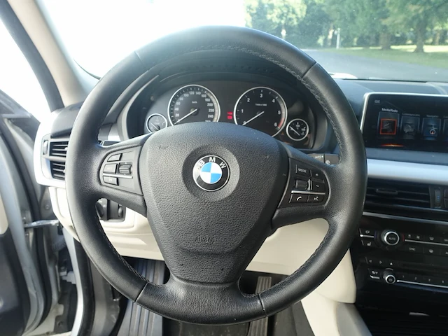 Bmw x5 - afbeelding 27 van  28