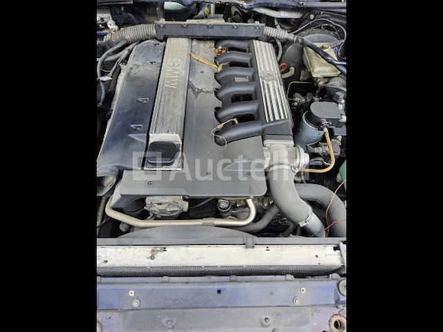 Bmw - afbeelding 13 van  15