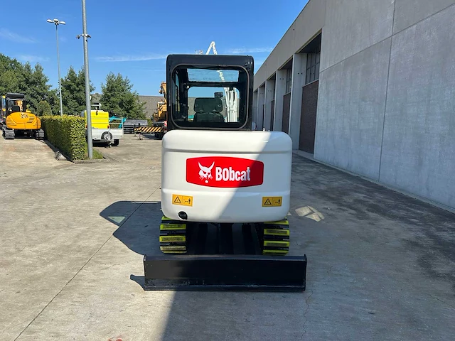 Bobcat - 2010 - 331 - minigraafmachine - afbeelding 37 van  41
