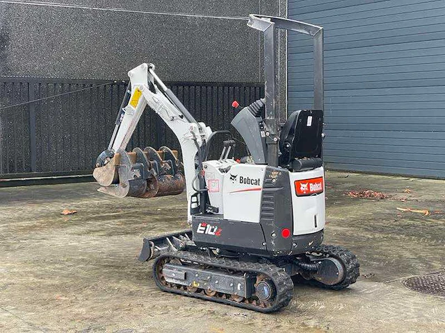 Bobcat - e10z - graafmachine - 2022 - afbeelding 33 van  38